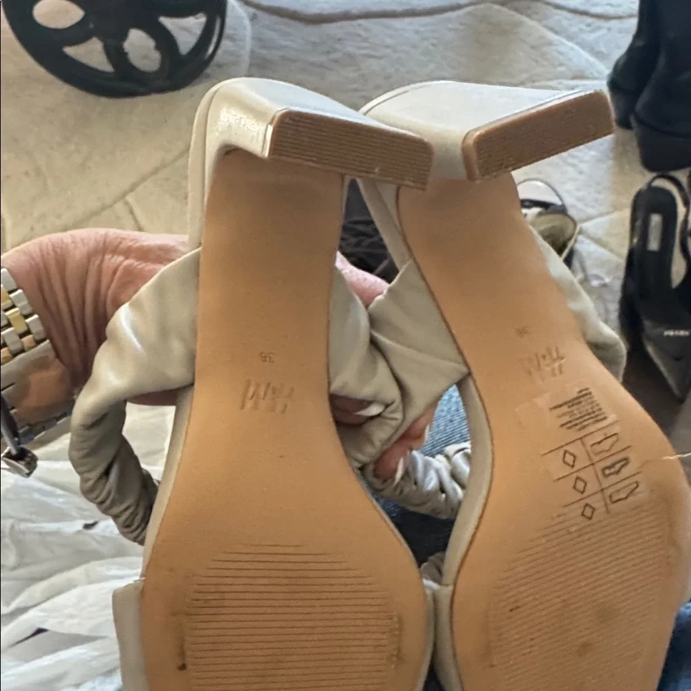 H&M Cream Ruched Strap Sandals - Picture 5 of 5